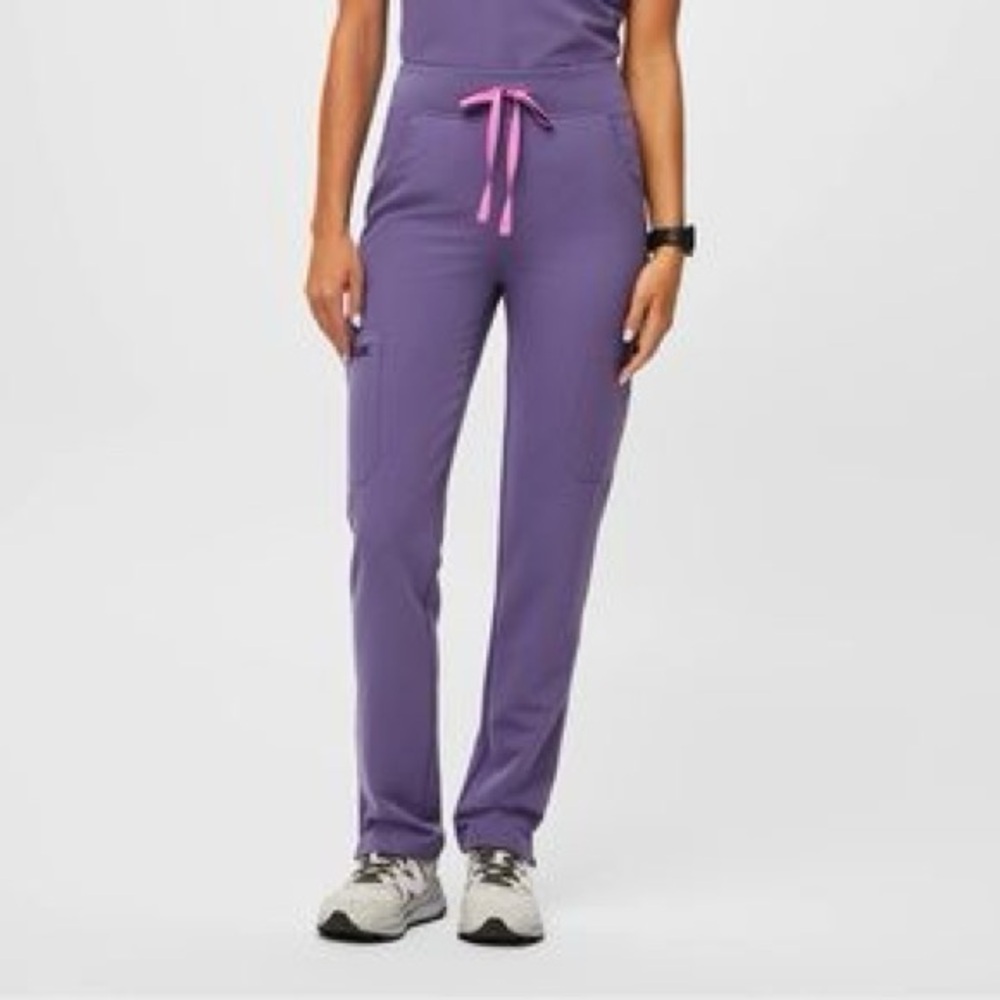 Figs Women's Amethyst Scrub Pant